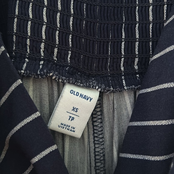 Old Navy Square neck pantsuit - Picture 2 of 4